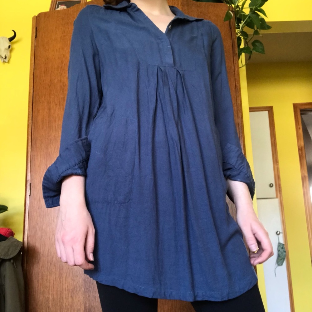 Super cute comfy Forever 21 long shirt💙